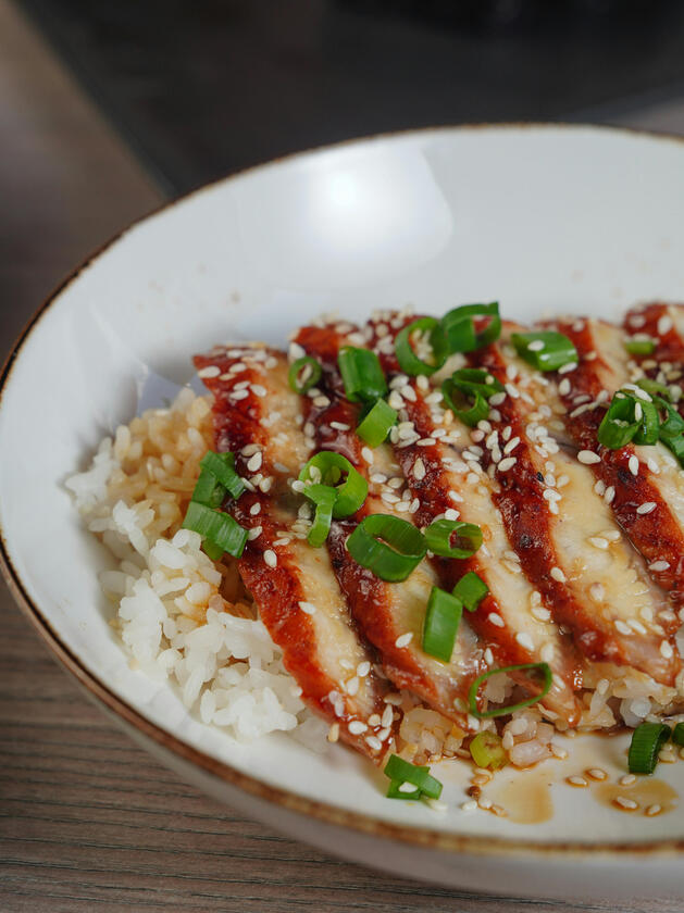 Enjoy flavourful food that fits your plan